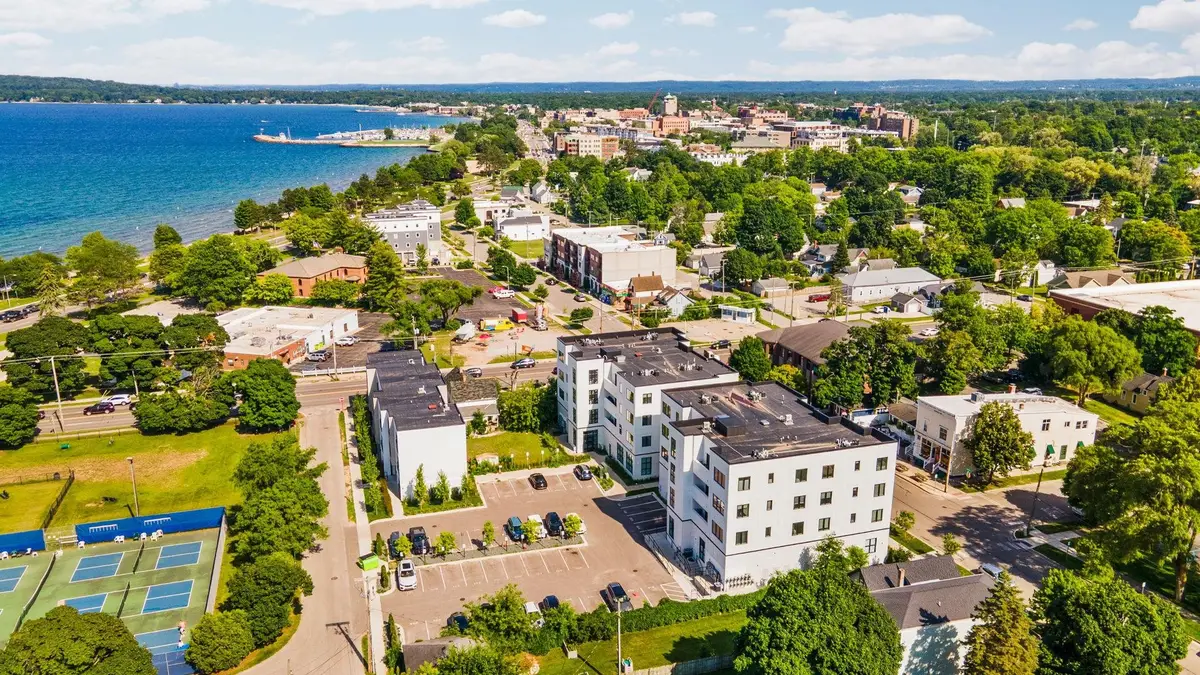 714 #308 Randolph, Traverse City, MI 49684 - Image #1