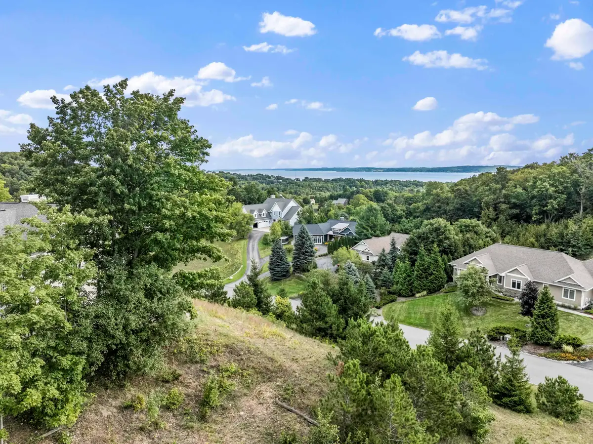 00 Buteo, Greilickville, MI 49684 - Image #1