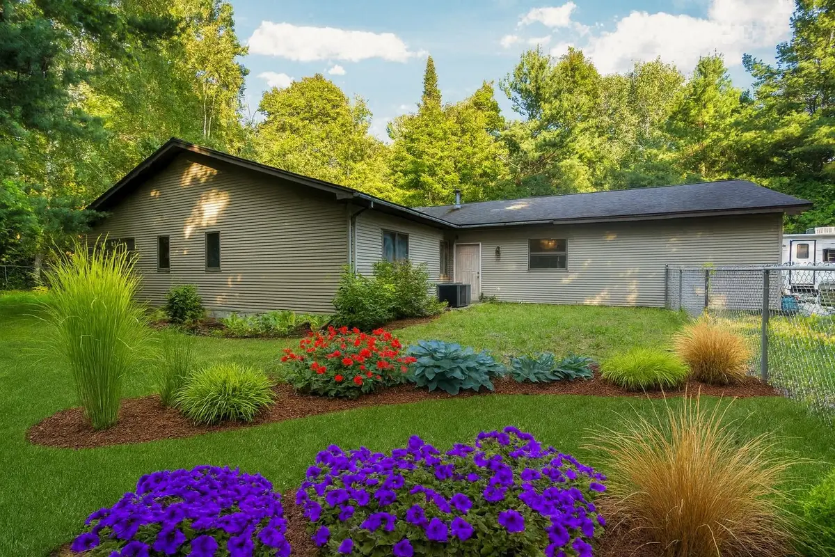 211 E 7th, Northport, MI 49670 - #1