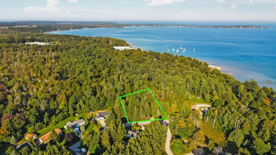 211 E 7th, Northport, MI 49670 - #2