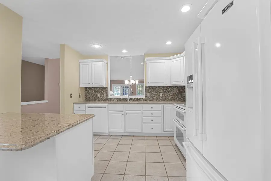 2854 E Crown DR, Traverse City, MI 49685 - Image #3