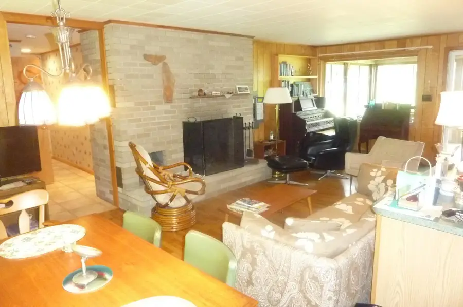 2898 Glory RD, Frankfort, MI 49635 - Image #3