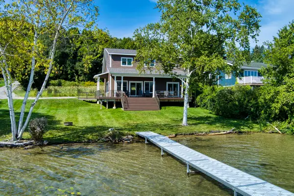 2181 S Lake Shore, LakeLeelanau, MI 49653