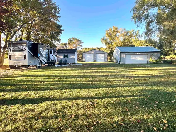 7682 Jackson, Elwell, MI 48832