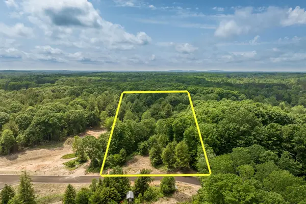 4735 Leaning Birch, TraverseCity, MI 49685