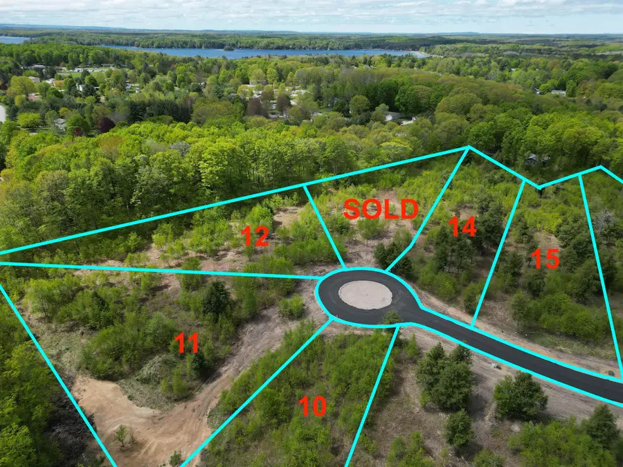 8762 Hemlock Hill DR, East Bay, MI 49685 - Image #2