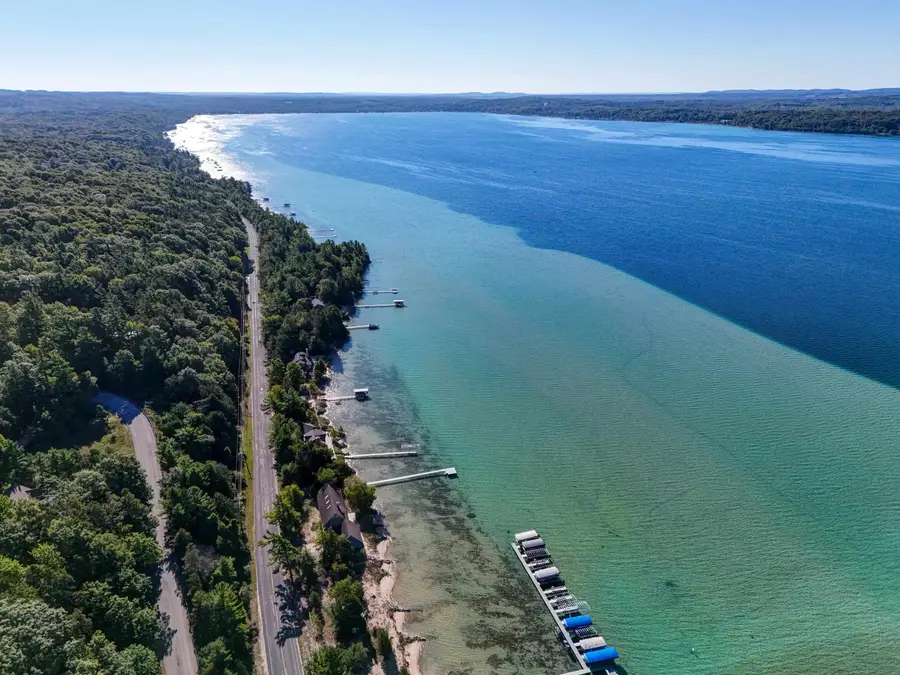 Arbutus, Beulah, MI 49617 - #3