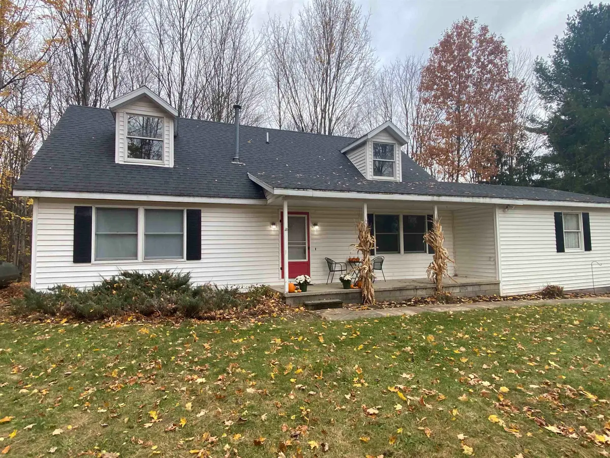 12134 Jonathon DR, Milton, MI 49676 - Image #1