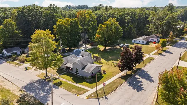 102 S Boyd ST, FifeLake, MI 49633