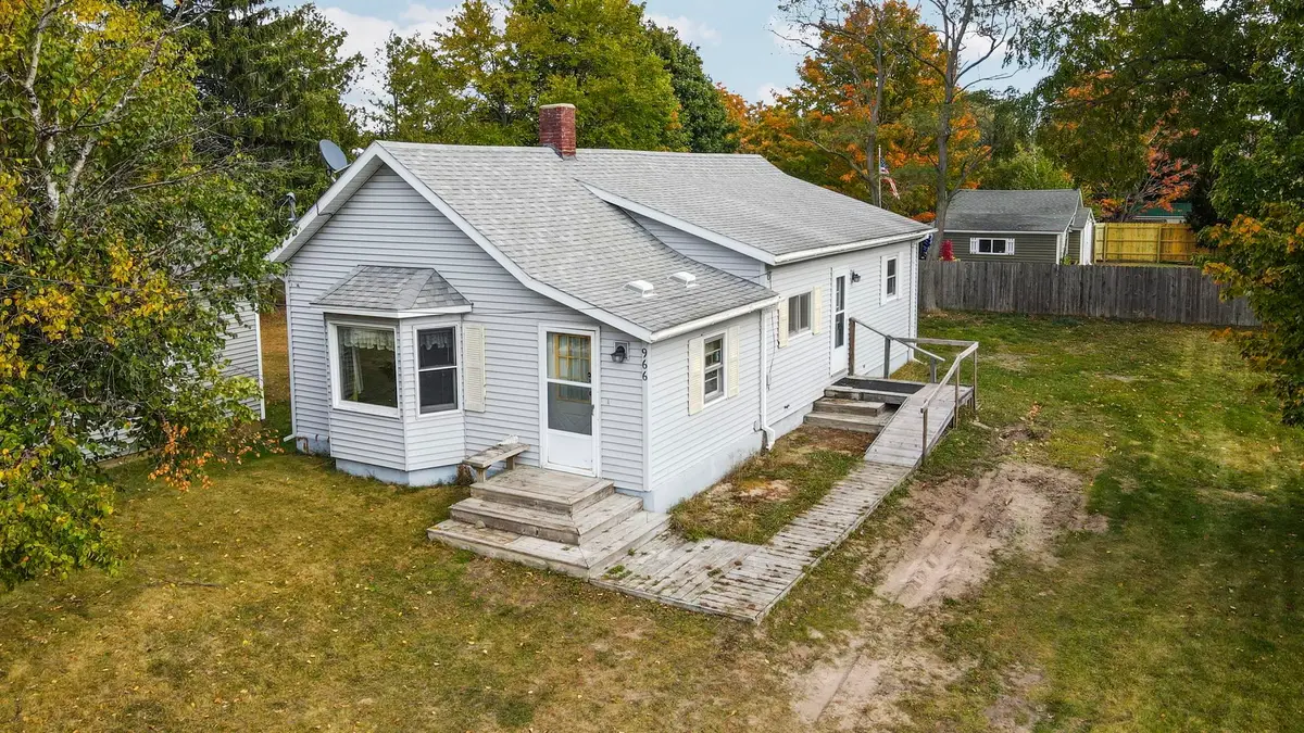 966 Frankfort, Elberta, MI 49628 - Image #1