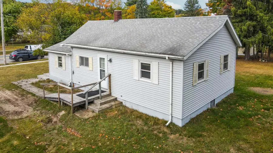 966 Frankfort, Elberta, MI 49628 - Image #3