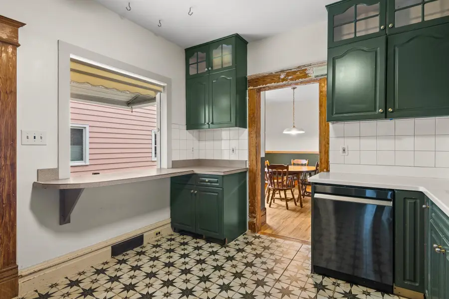 1024 W Front, Traverse City, MI 49684 - Image #3