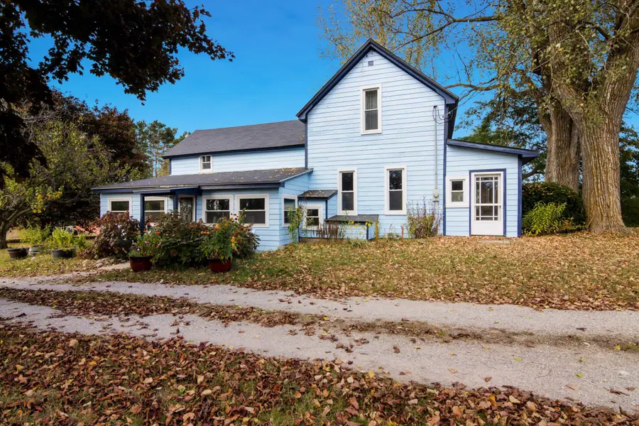 10562 Summit City, Kingsley, MI 49649 - Image #2