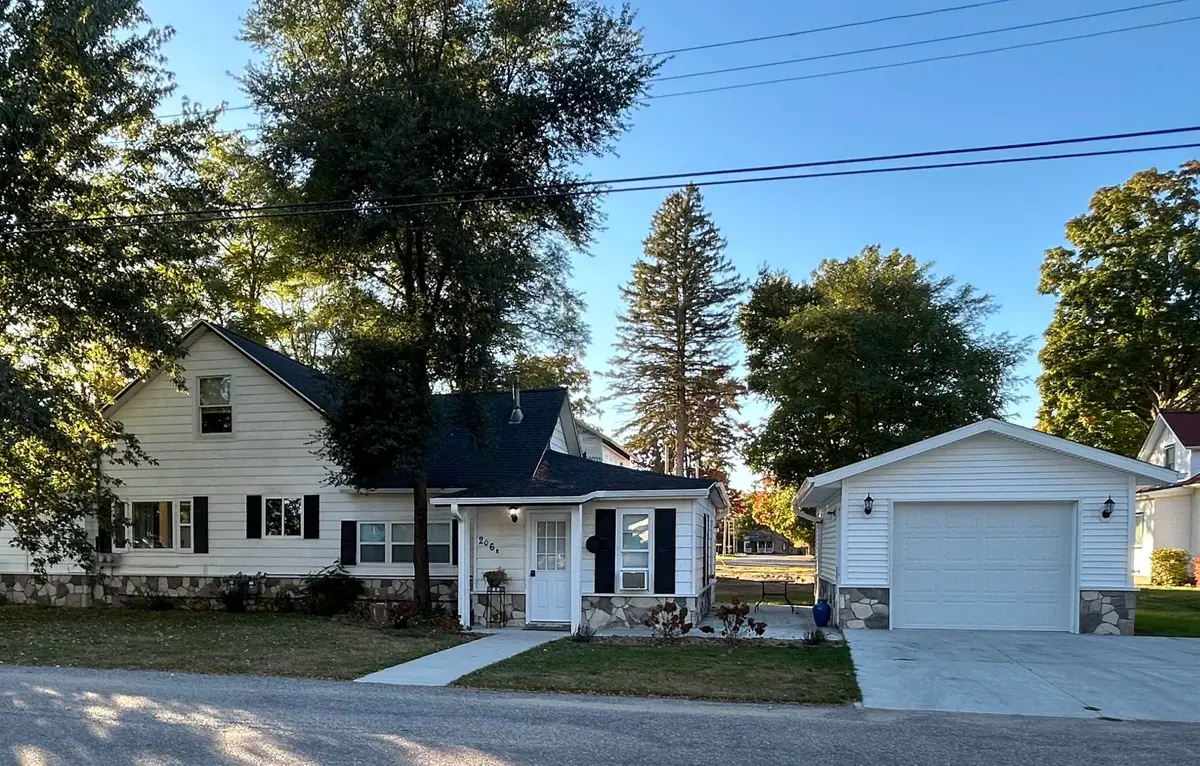 206 W 4th, Kalkaska, MI 49646 - Image #1