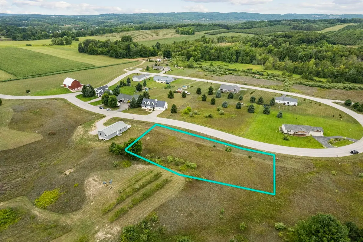 000 S Pine Meadow PATH, Suttons Bay Township, MI 49682 - Image #1