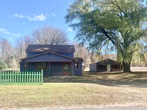 3281 Wallaker, Benzonia, MI 49616