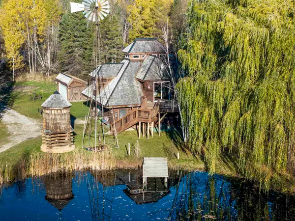 2580 E Bellinger, Cedar, MI 49621