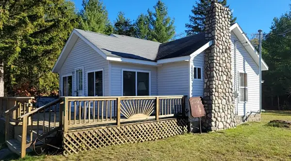 8521 Lovells, Grayling, MI 49738