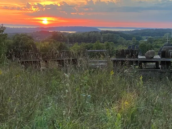 9224 E Duck Lake RD, SuttonsBay, MI 49682