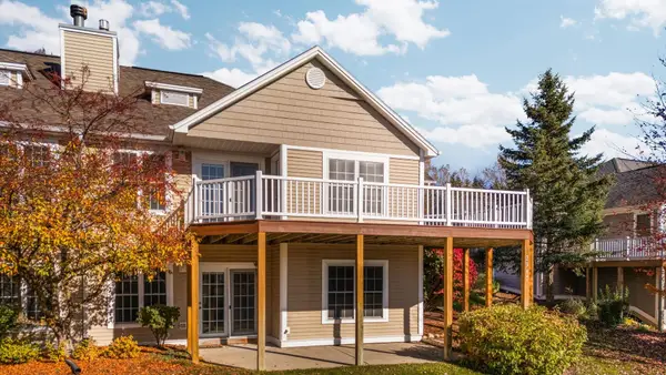 2947 Crown Pointe, TraverseCity, MI 49685