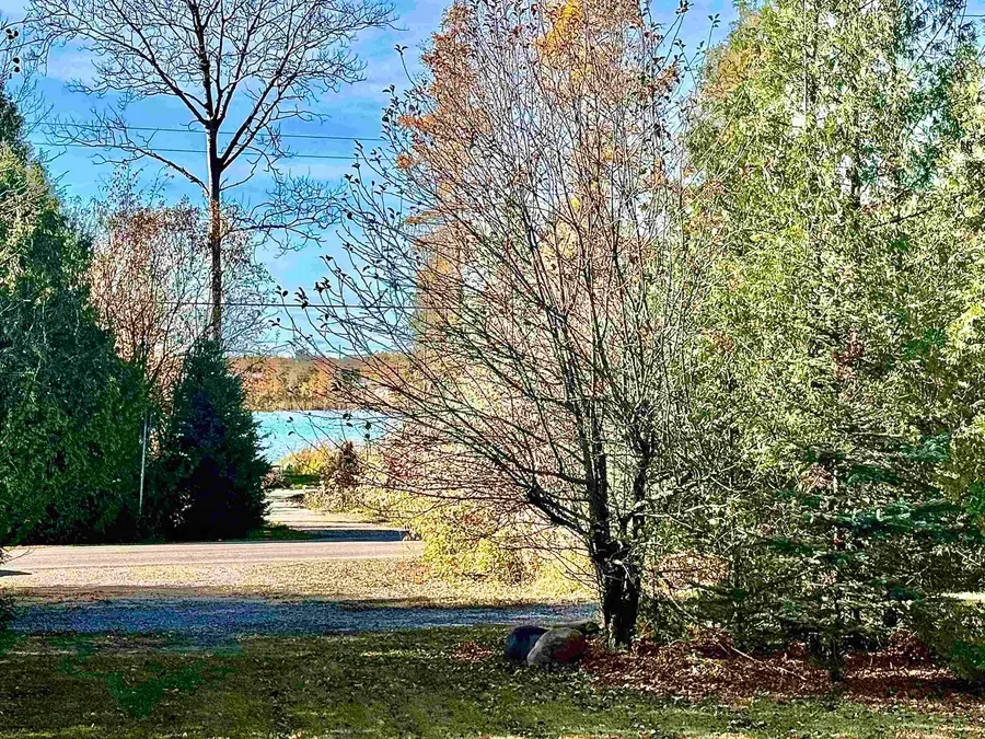 305 Rivershore DR, Elk Rapids, MI 49629 - Image #2