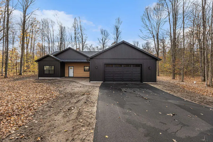2750 Crimson King, Interlochen, MI 49643 - Image #2