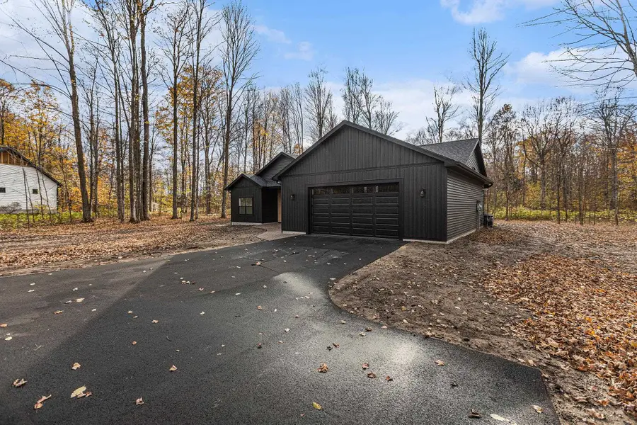2750 Crimson King, Interlochen, MI 49643 - Image #3