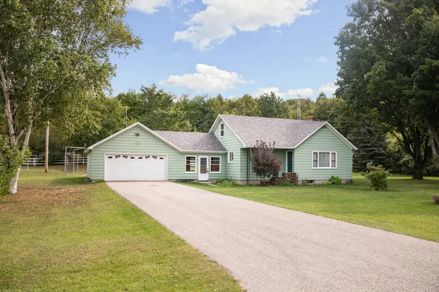 10981 S Tower, Maple City, MI 49664 - Image #2