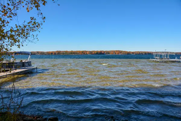 1335 W Outer DR, TraverseCity, MI 49685