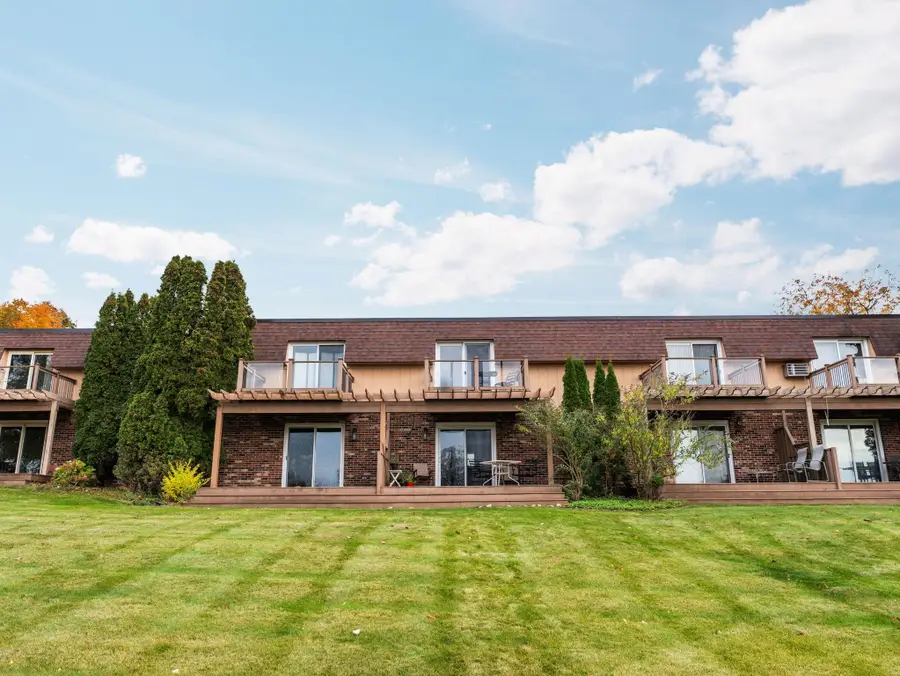 246 Peninsula, Peninsula Township, MI 49686 - Image #3