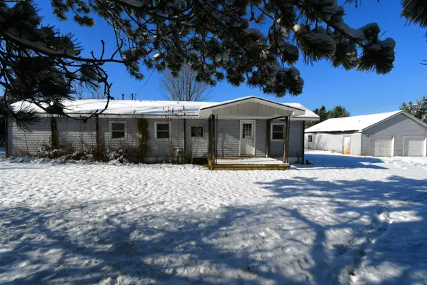 8324 Miller, Alanson, MI 49706