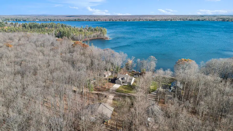 4582 Hidden Harbor DR, Kalkaska, MI 49646 - Image #3