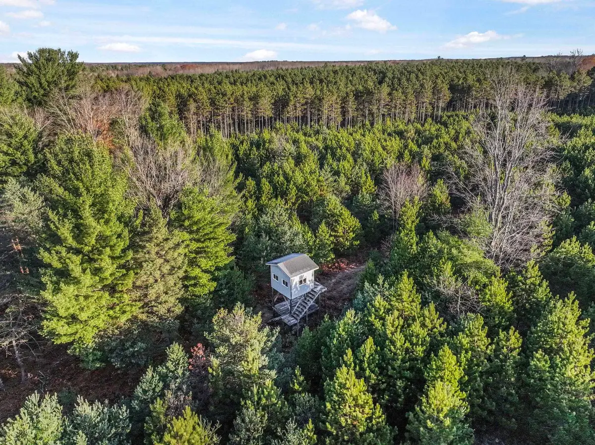 0 Vans, Kingsley, MI 49649 - Image #1