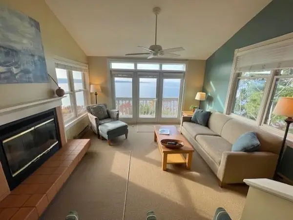 12C Pinnacle, GlenArbor, MI 49636