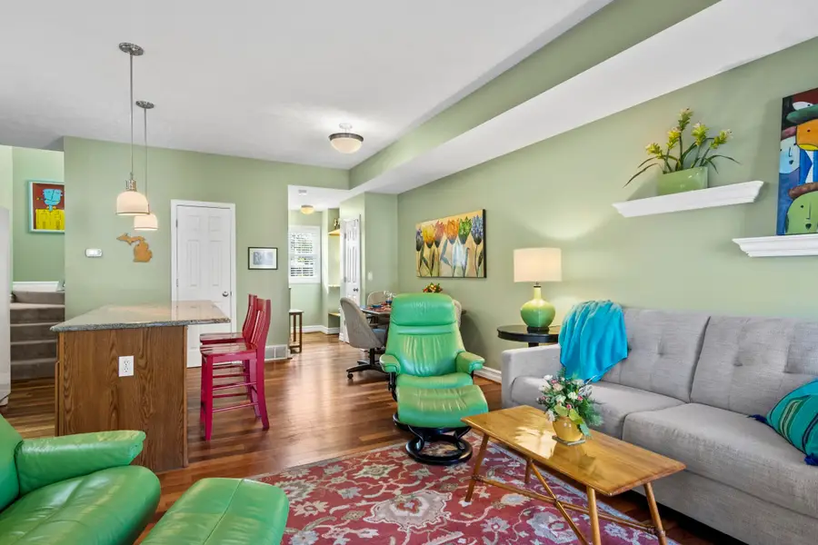 204 Midtown, Traverse City, MI 49684 - Image #3