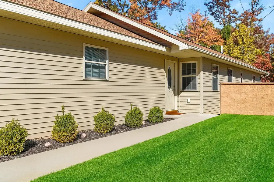 9842 Deer Track CT, Interlochen, MI 49643 - Image #3