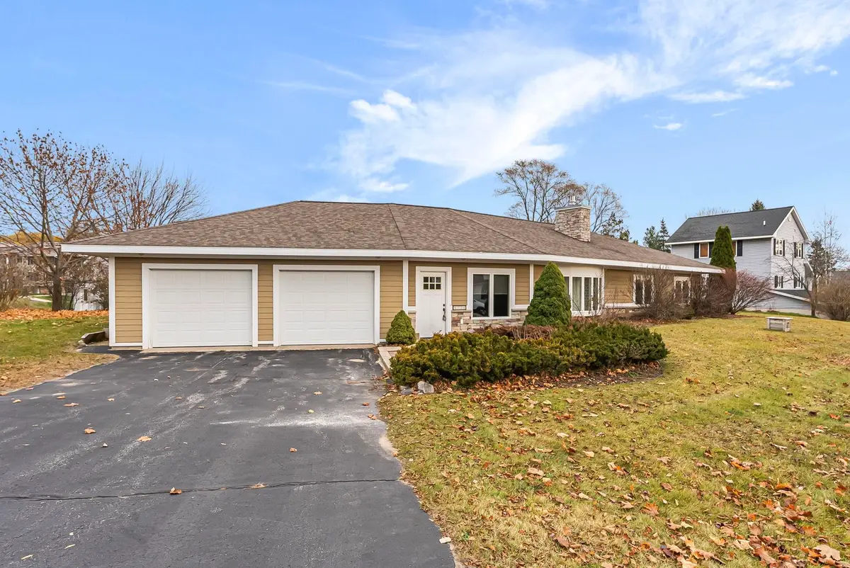 4220 Summerhill, Traverse City, MI 49684 - Image #1
