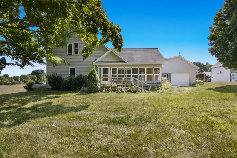 9224 E Duck Lake RD, Suttons Bay Township, MI 49682 - Image #2