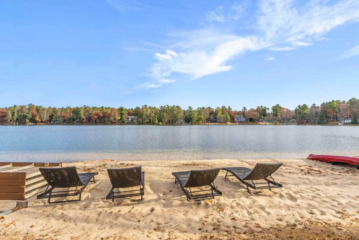 7819 Hillside DR, Long Lake, MI 49685 - Image #1