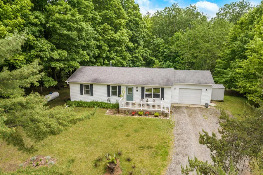 994 US-31 N, Kewadin, MI 49648 - Image #3