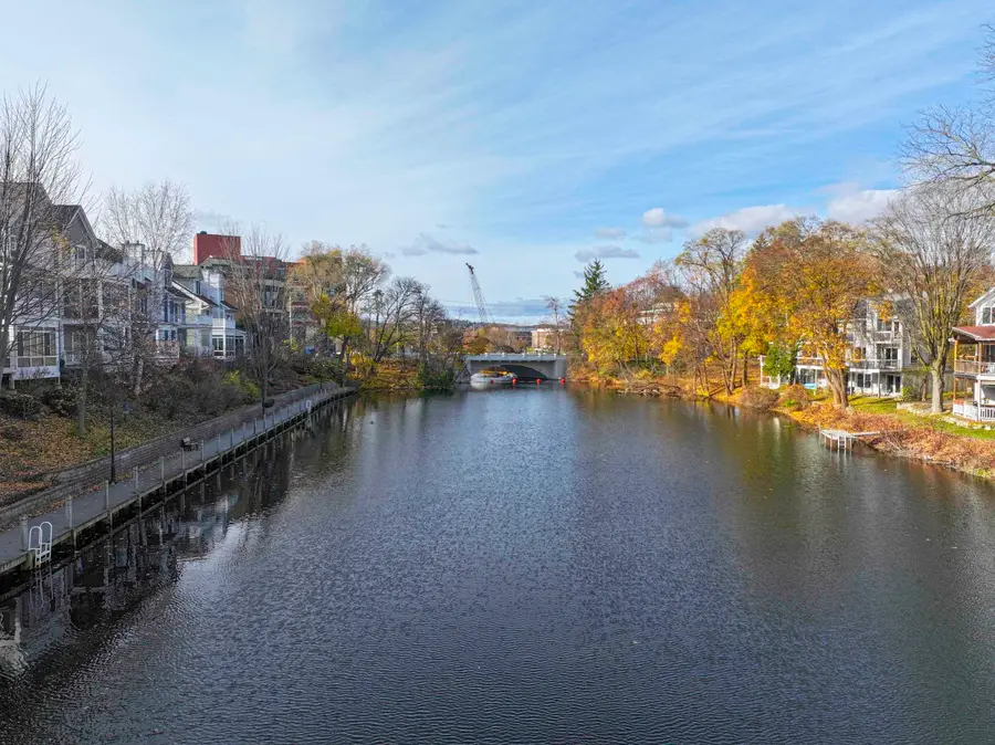 215 Midtown, Traverse City, MI 49684 - Image #3