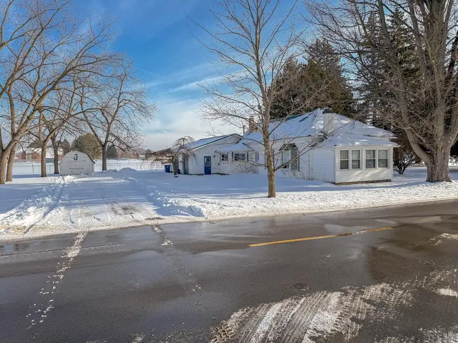 210 Barbour, Coleman, MI 48618 - Image #2