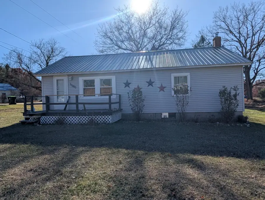 11380 Philips ST, Fife Lake Township, MI 49633 - Image #2