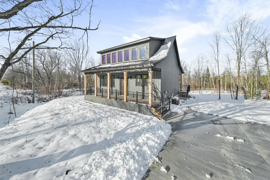 1713 Vanderlip RD, East Bay, MI 49686 - Image #2