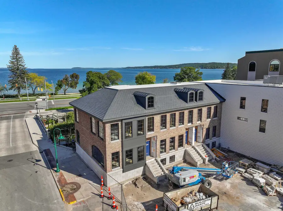 100 N Park, Traverse City, MI 49684 - Image #2