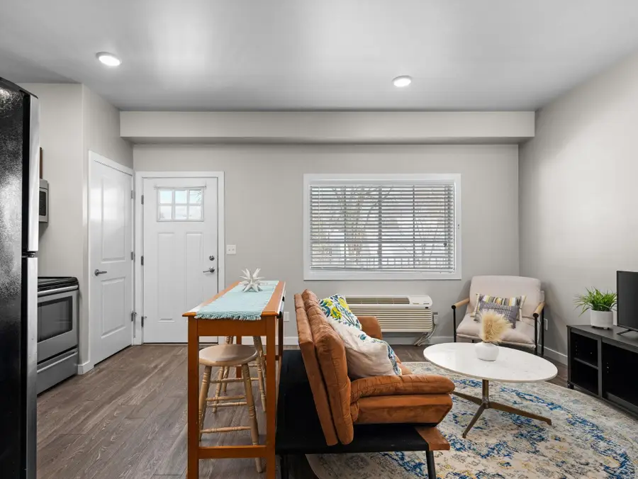 619 E Eighth ST, Traverse City, MI 49686 - Image #3