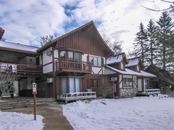 7825 #446-447 Washtenaw DR, Thompsonville, MI 49683