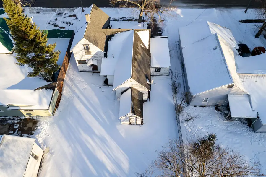 521 Bond, Cadillac, MI 49601 - Image #3