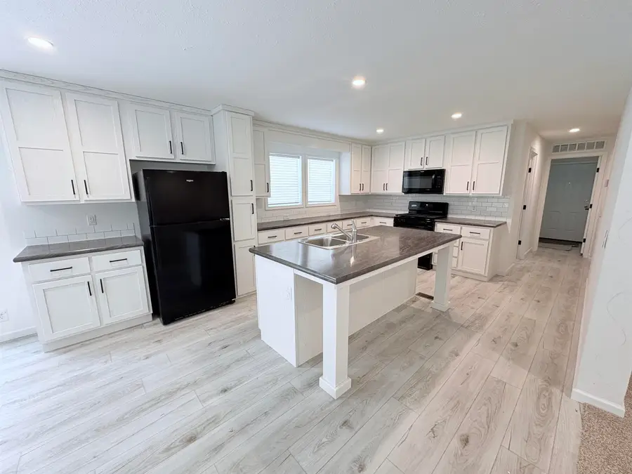 4375 Antioch DR, Mesick, MI 49668 - Image #2