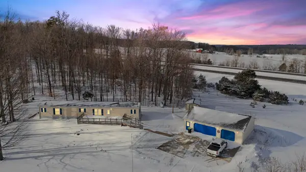 9650 S 41 RD, Cadillac, MI 49601